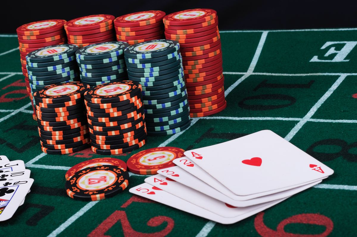 Emu Casino کھلاڑیوں کے لیے لائیو کیسینو سیکشن