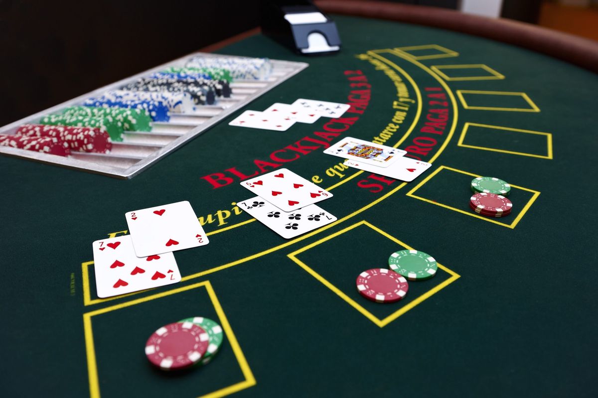 پاکستان میں Emu Casino کا آن لائن کیسینو سیکشن کھولیں۔