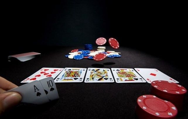 Emu Casino کیسینو میں ایک آن لائن گیم کا انتخاب کریں۔